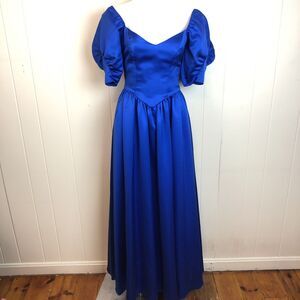 Vtg Off Shoulder Prom Gown XS Small Formal Renaissance Princess Cosplay Dress